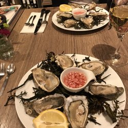 Les Halles St. Honoré - Austern aus der Bretagne. Oysters from Brittany