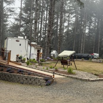 Beach Bound RV Park - Bathroom shower area - RV Parks Near Me - Coos Bay, Oregon Beach Bound RV Park - Bathroom shower area - RV Parks Near Me - Coos Bay, Oregon
