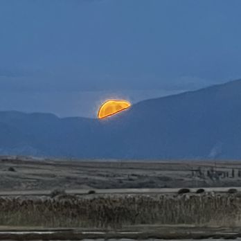 Great Salt Lake State Park - Moon rise - Parks Near Me - Magna, Utah