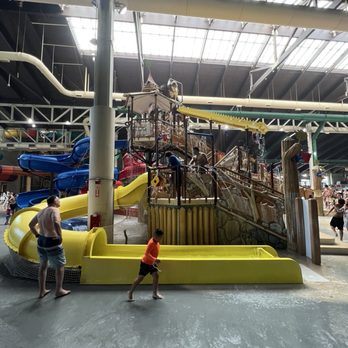Great Wolf Lodge - Kids friendly Water slides - Water Parks Near Me - Garden Grove, California Great Wolf Lodge - Kids friendly Water slides - Water Parks Near Me - Garden Grove, California