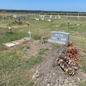 Littig  Cemetery - Recent interment - Landmarks & Historical Buildings Near Me - Manor, Texas