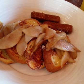 Harrison Corner Cafe - French toast - Cafes Near Me - Harrison Hot Springs, British Columbia