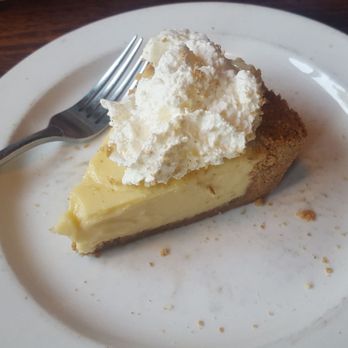 Crosby's Kitchen - LIME pie was walnut grahm cracker crusted YUMMMO0 - American Near Me - Chicago, Illinois