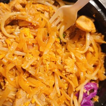 Klom Klorm - BEEF, CHICKEN, PORK Pad Thai - Thai Near Me - Lakewood, Colorado Klom Klorm - BEEF, CHICKEN, PORK Pad Thai - Thai Near Me - Lakewood, Colorado