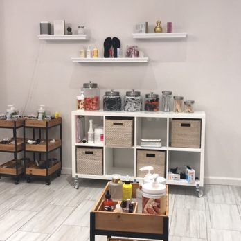 Casa Beauty - Nail Salons Near Me - Aventura, Florida