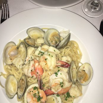 La Collina - Italian Near Me - Bala Cynwyd, Pennsylvania La Collina - Italian Near Me - Bala Cynwyd, Pennsylvania