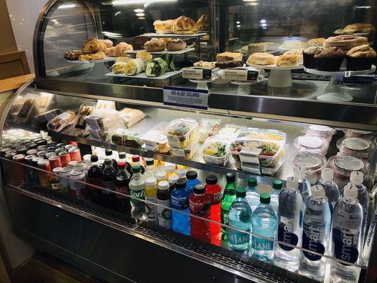 The Coffee Bean & Tea Leaf by null