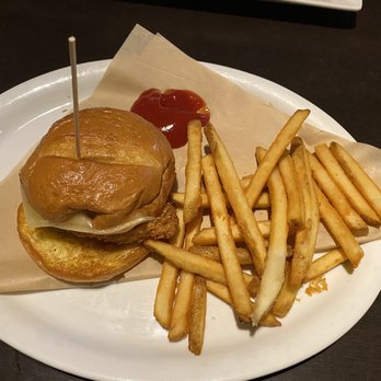 Ruby Tuesday Hawaii - Windward Mall - Crispy chicken sandwich and fries - Bars Near Me - Kaneohe, Hawaii Ruby Tuesday Hawaii - Windward Mall - Crispy chicken sandwich and fries - Bars Near Me - Kaneohe, Hawaii