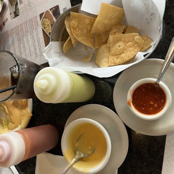 La Cocina de Roberto - Chips and queso - Latin American Near Me - Spring, Texas La Cocina de Roberto - Chips and queso - Latin American Near Me - Spring, Texas
