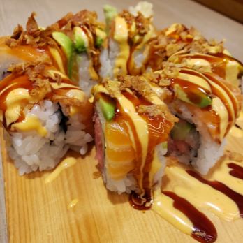 Rinka - Spicy salmon R&R roll. Really tasty, but on the expensive side. - Japanese Near Me - Honolulu, Hawaii Rinka - Spicy salmon R&R roll. Really tasty, but on the expensive side. - Japanese Near Me - Honolulu, Hawaii