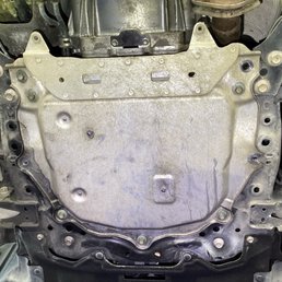 Missing bolts on splash guard