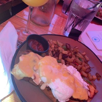 The Tipsy Oak - Brisket Eggs Benedict - Gastropubs Near Me - Arlington, Texas The Tipsy Oak - Brisket Eggs Benedict - Gastropubs Near Me - Arlington, Texas