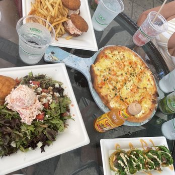 Seaside Cafe - The Seaside Café Signature Pizza - Lobster Bianca "The Seaside Café Signature" - Honey-Butter Lobster Biscuits - Pizza Near Me - Key West, Florida Seaside Cafe - The Seaside Café Signature Pizza - Lobster Bianca "The Seaside Café Signature" - Honey-Butter Lobster Biscuits - Pizza Near Me - Key West, Florida