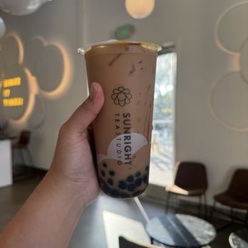 Sunright Tea Studio - Ceylon Black Tea w/ Oat Milk - Bubble Tea Near Me - Irvine, California Sunright Tea Studio - Ceylon Black Tea w/ Oat Milk - Bubble Tea Near Me - Irvine, California