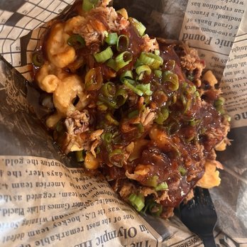 Log Home Brewing - Pork Mac & Cheese w Honey BBQ (no jalapeños) - Brewpubs Near Me - Spotsylvania Courthouse, Virginia Log Home Brewing - Pork Mac & Cheese w Honey BBQ (no jalapeños) - Brewpubs Near Me - Spotsylvania Courthouse, Virginia