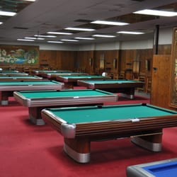 The Cue Ball - Tables in the front room