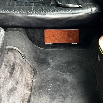 Exceptional Limousine - Dirty floor - Limos Near Me