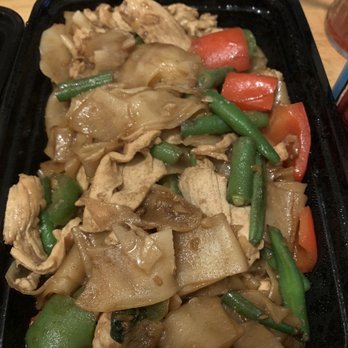 Khao Kang Thai Kitchen - Pad Kee Mow - Thai Near Me - Mountain View, California Khao Kang Thai Kitchen - Pad Kee Mow - Thai Near Me - Mountain View, California