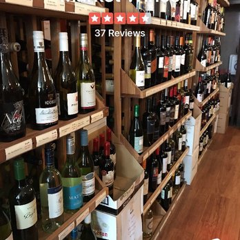Market Wines - Wine tasting on a Saturday afternoon - Beer, Wine & Spirits Near Me - Cincinnati, Ohio