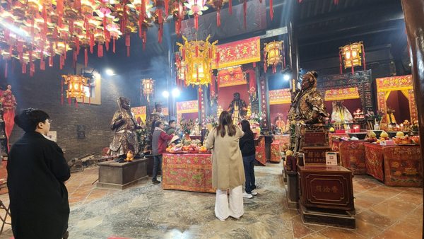 Wan Chai Pak Tai Temple by null