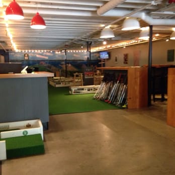Flatstick Pub - Mini Golf Near Me - Kirkland, Washington