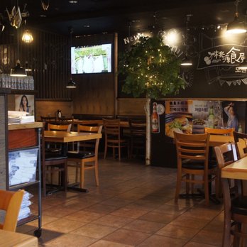 Cherry's Food House - Interior - Asian Fusion Near Me - Richmond, British Columbia Cherry's Food House - Interior - Asian Fusion Near Me - Richmond, British Columbia