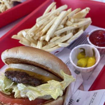 In-N-Out Burger - Dr - Fast Food Near Me - Milpitas, California In-N-Out Burger - Dr - Fast Food Near Me - Milpitas, California
