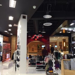 Shoe Palace