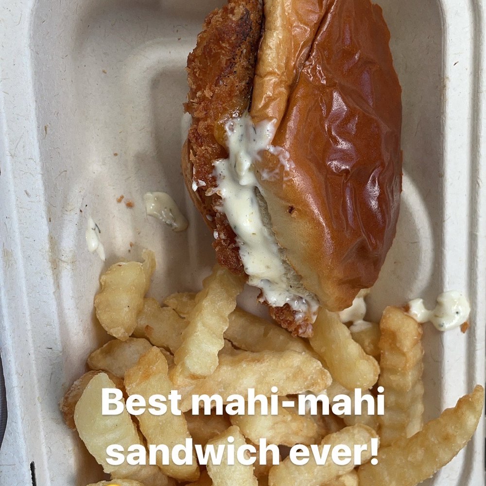 Kilo's Kitchen - Panko Mahimahi sandwich - Food Trucks Near Me - Hana, Hawaii