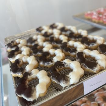 Mochidot Donuts - Tiramisu for the win - Donuts Near Me - Phoenix, Arizona