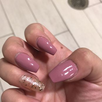 JJ Nails - I hate them. He finished my nails and disappeared. They're always hiding in the back. - Nail Salons Near Me - El Monte, California