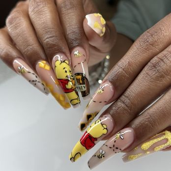 Gloss Nail Stars - Winnie the Pooh - Nail Salons Near Me - Birmingham, Alabama
