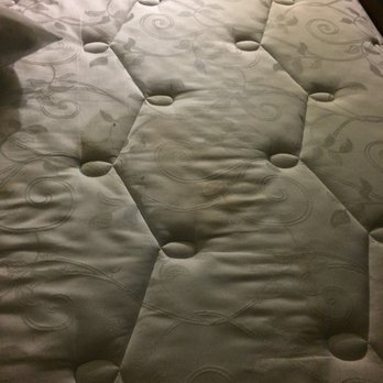 Hampton Inn Sweetwater, TX - Removed sheets on bed after they didn't change them for 5 days - Hotels Near Me - Sweetwater, Texas Hampton Inn Sweetwater, TX - Removed sheets on bed after they didn't change them for 5 days - Hotels Near Me - Sweetwater, Texas