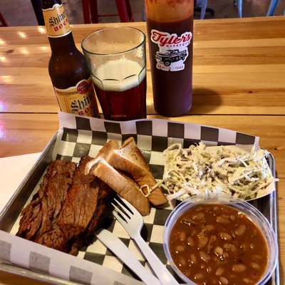 Tyler's Barbeque by null