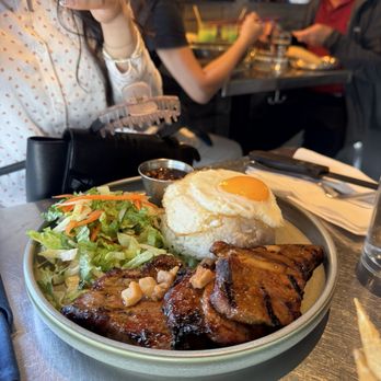 Lunch Lady - pork on rice - Vietnamese Near Me - Vancouver, British Columbia Lunch Lady - pork on rice - Vietnamese Near Me - Vancouver, British Columbia