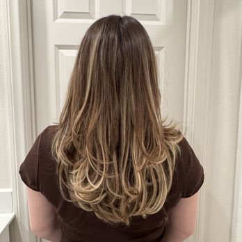 Korean Hair Salon by Eunju - Layered haircut (photo of the back-taken several hours later) - Hair Stylists Near Me - Temecula, California Korean Hair Salon by Eunju - Layered haircut (photo of the back-taken several hours later) - Hair Stylists Near Me - Temecula, California