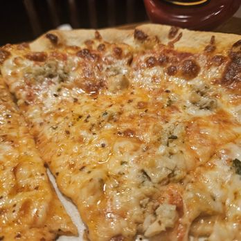 Union Station Brewery - Providence - Clam pizza (requested red sauce) - Breweries Near Me - Providence, Rhode Island Union Station Brewery - Providence - Clam pizza (requested red sauce) - Breweries Near Me - Providence, Rhode Island