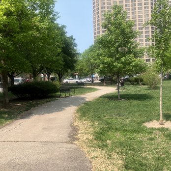 Heritage Green Park - Park - Parks Near Me - Chicago, Illinois Heritage Green Park - Park - Parks Near Me - Chicago, Illinois
