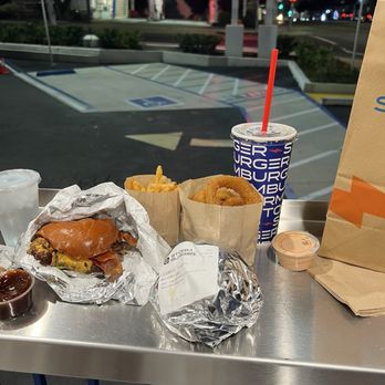 StormBurger - Burger - Burgers Near Me - Long Beach, California