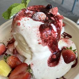 Strawberry Shortcake Souffle Pancakes