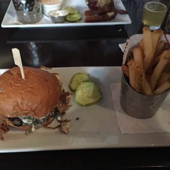 Prime 16 - Burgers Near Me - New Haven, Connecticut