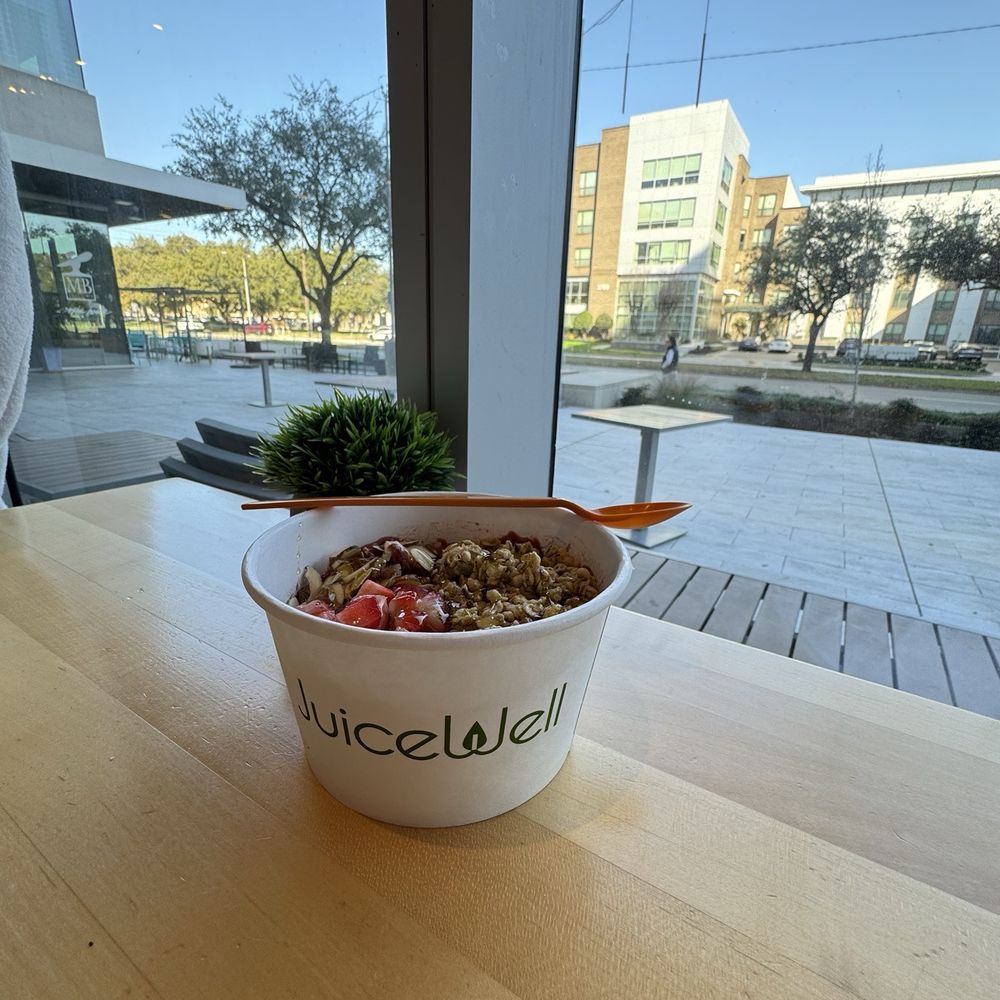 Smoothie Build Your Own Acai or Pitaya Bowl Smoothie Build Your Own Acai or Pitaya Bowl
