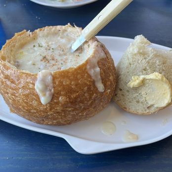 Mo's Seafood & Chowder - Cannonball of Chowder - American Near Me - Astoria, Oregon Mo's Seafood & Chowder - Cannonball of Chowder - American Near Me - Astoria, Oregon