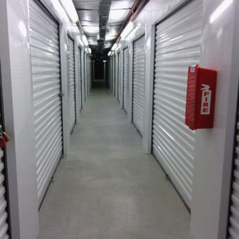 LockTite Storage - Pasadena - Comfort cooled interior storage units - Self Storage Near Me - Pasadena, Texas