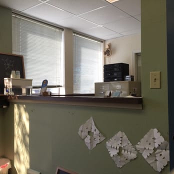 Helen Delisser, DC - The office - Chiropractors Near Me - Alameda, California Helen Delisser, DC - The office - Chiropractors Near Me - Alameda, California