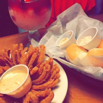 Texas Roadhouse - Blooming Onion & Sangria Margarita - American Near Me - Mesa, Arizona