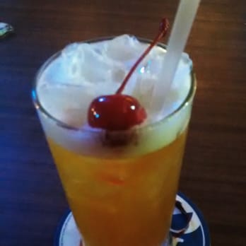 Polinori's Palm Garden Inn - Best amaretto sour in town! - Italian Near Me - Alliance, Ohio