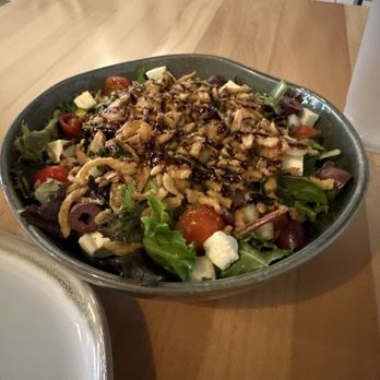 Amore Mio Pizza - Beautiful house salad - Pizza Near Me - Garner, North Carolina