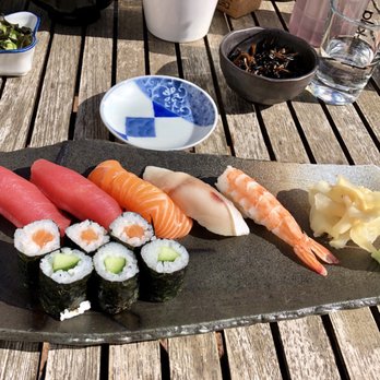 4 Seasons - Japanese Near Me - Dusseldorf, NW