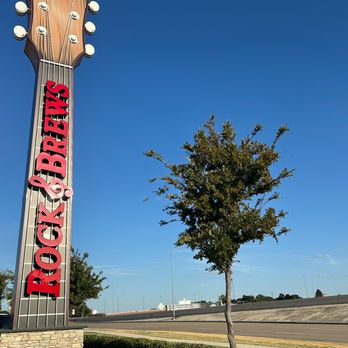 Rock & Brews - Grapevine - Burgers Near Me - Grapevine, Texas Rock & Brews - Grapevine - Burgers Near Me - Grapevine, Texas